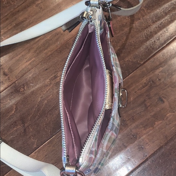 Coach purse - Picture 3 of 4